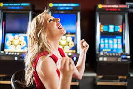 Tampilan dashboard IDR Wallet bolaselot menampilkan saldo, riwayat transaksi, dan tombol deposit-withdraw